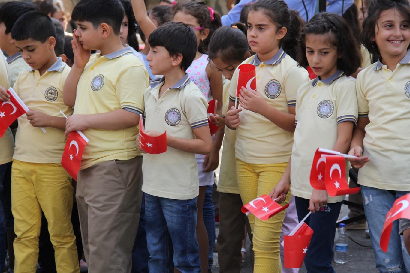 Diyarbakır'da 441 bin öğrenci ders başı yaptı